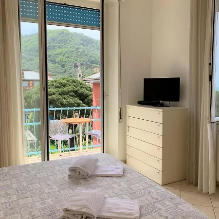 Levantomare * Levanto